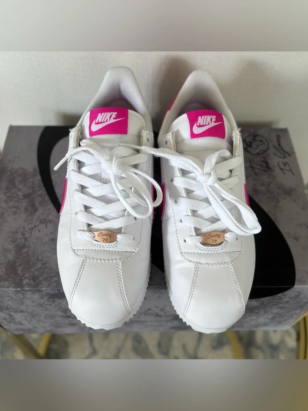 Nike Cortez White Active Fuchsia Pink GS 6Y Womens 7.5 Sneakers 904764-109